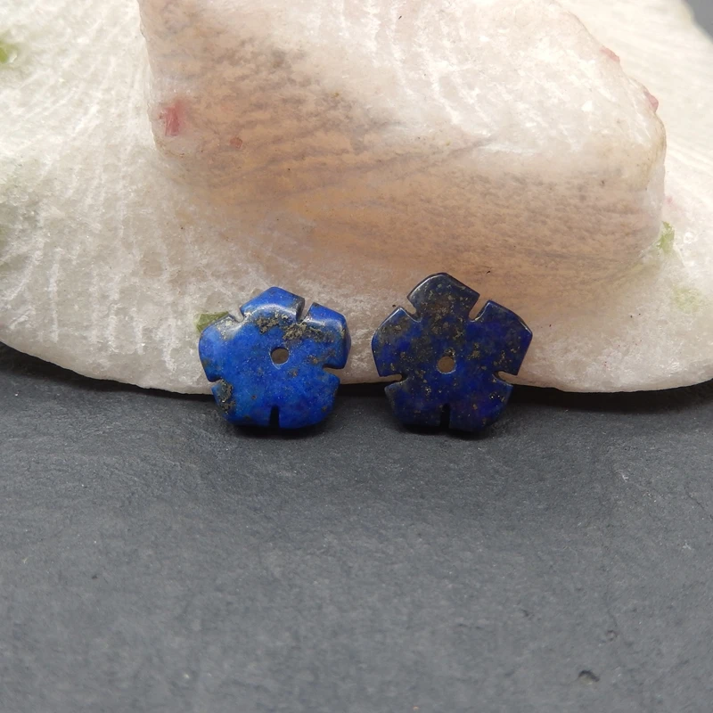 

2PCS Natural Lapis Lazuli Flower-Shaped Gemstone Components Deep Blue with Pyrite Inclusions for DIY Handmade Jewelry Artisanal