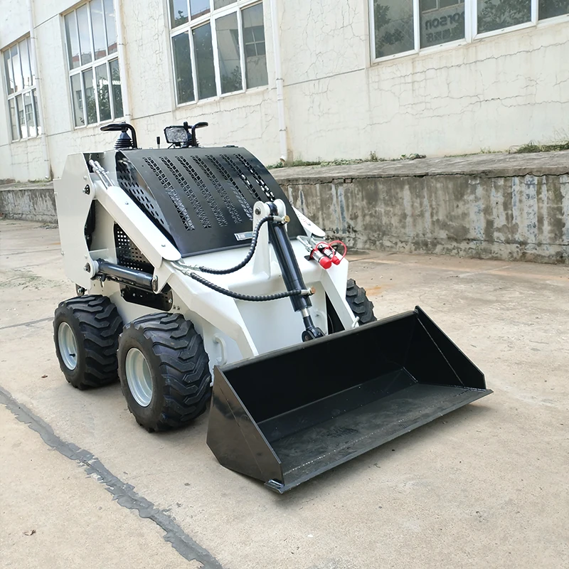 جرافة انزلاقية ذات حالة عمل عالية CE EPA EURO5 رائجة البيع جرافة ذات عجلات صغيرة S480 تسليم سريع جرافات انزلاقية صغيرة