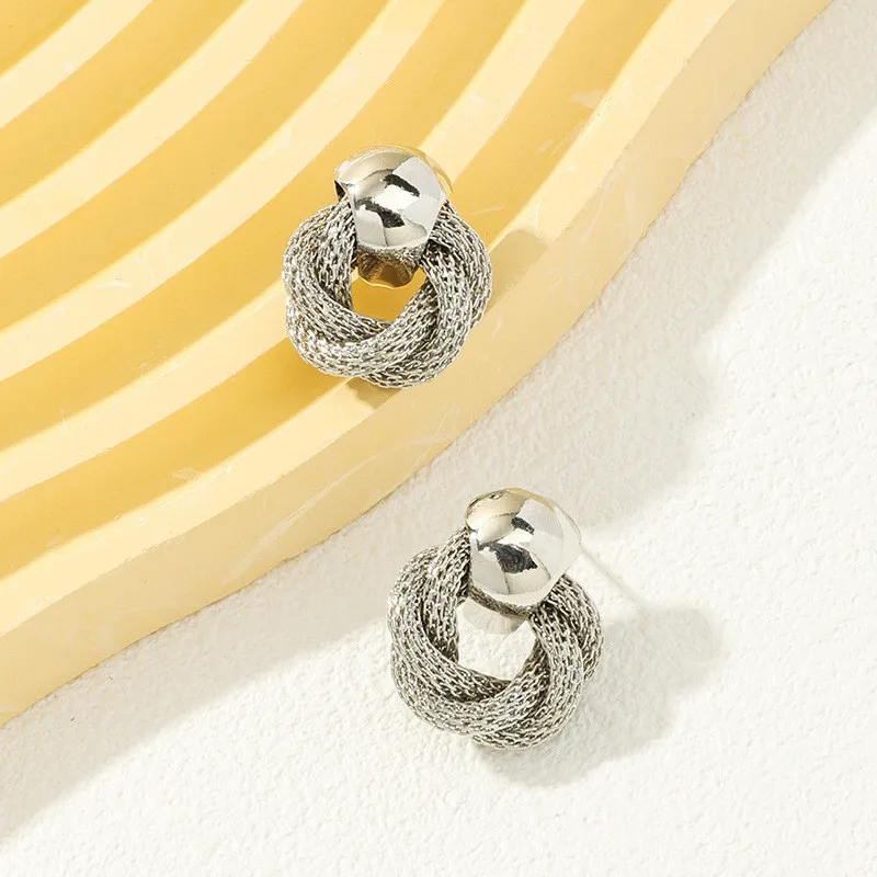 Vintage Metallic Twisted weaving Round Circle Dangle Earrings 2024 New Fashion Wedding Party Drop Earrings for Woman Jewelry image 6