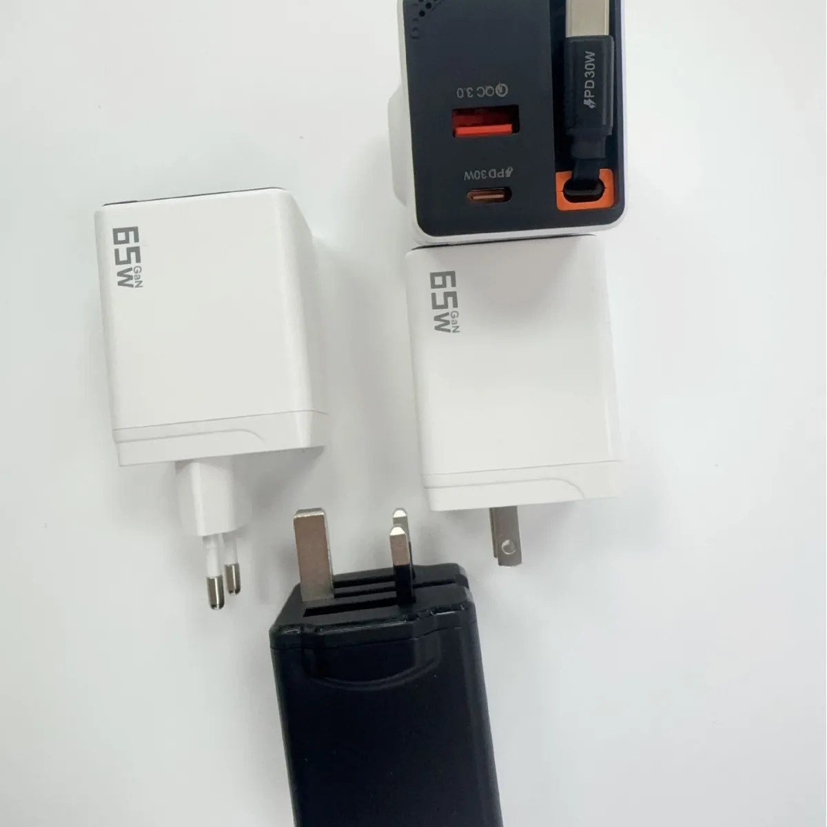 New 65W British standard telescopic cable folding foot A+C mobile phone charger with cable charging adapter