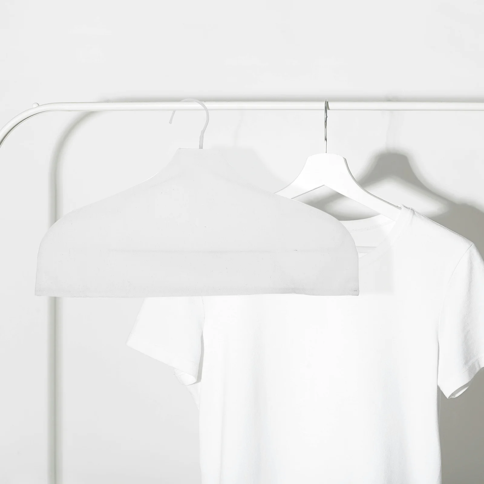 

3pcs Cotton Linen Hanger Covers Non Slip Breathable Dust Proof Garment Protectors For Wardrobe Organization Clothing Store Use