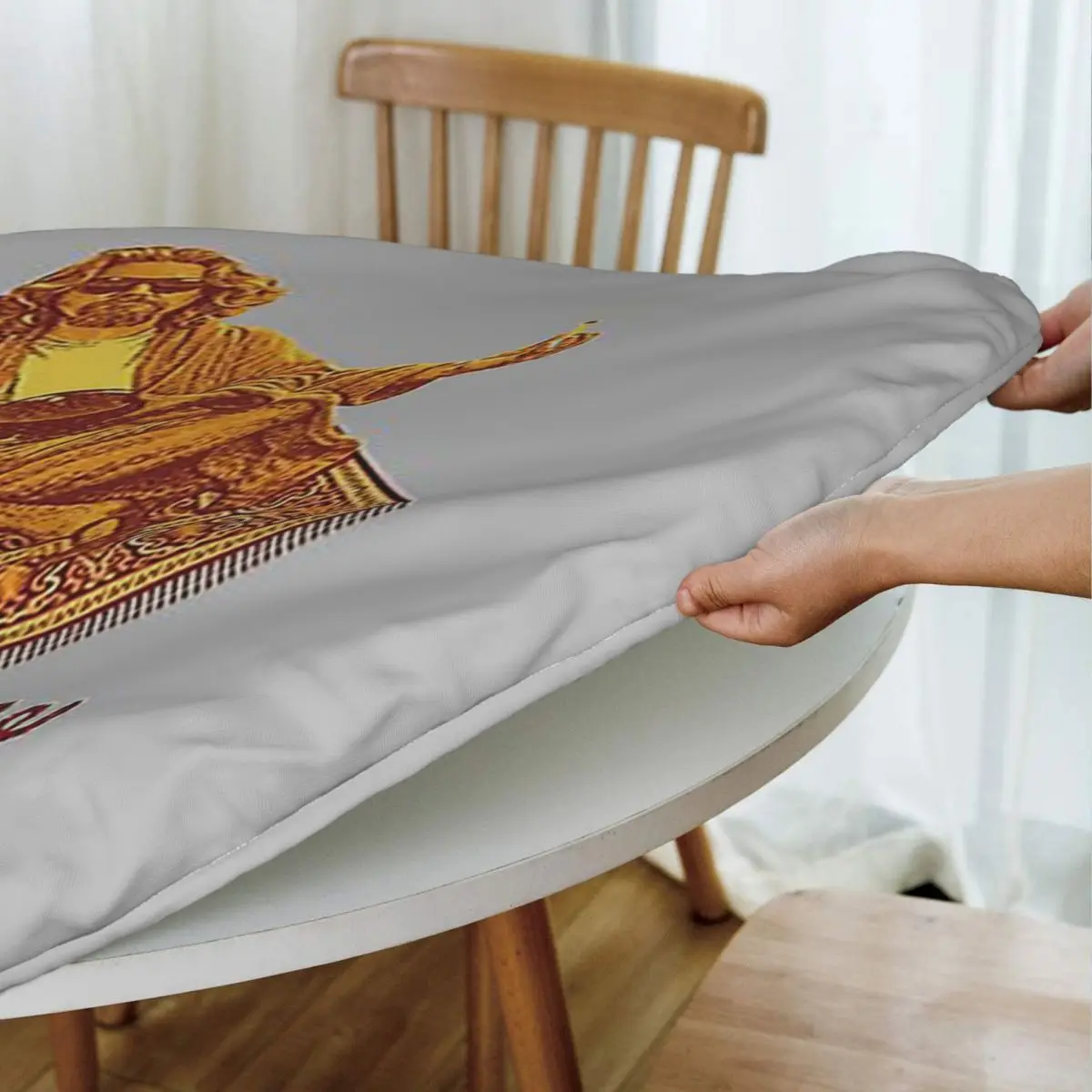 The Dude Budha The Big Lebowski Waterproof Round Tablecloth Oilproof Table Cloth for Kitchen Events Dining Table Cover