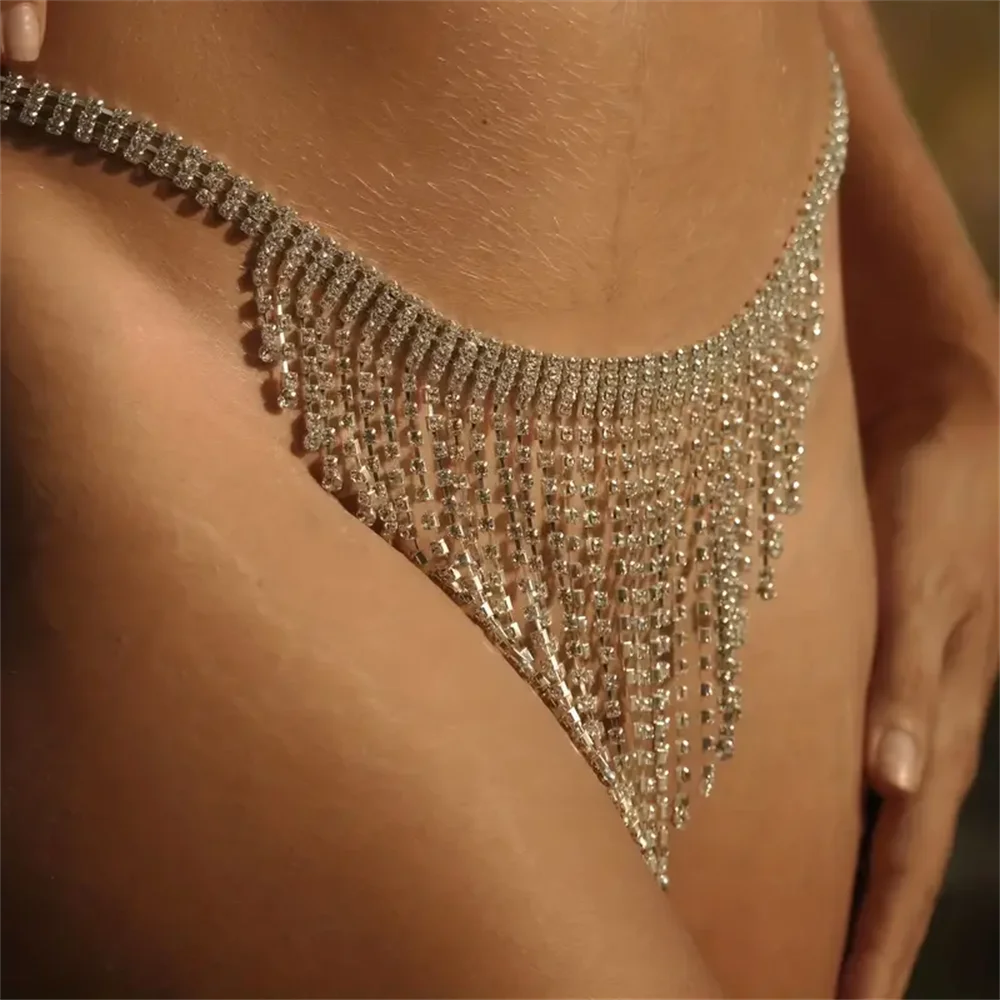 مثير كريستال شرابة ثونغ السراويل سلسلة بيكيني للشاطئ موضة مجوهرات للجسم مثير اللباس الداخلي سلسلة لامعة سلسلة الجسم الطرف