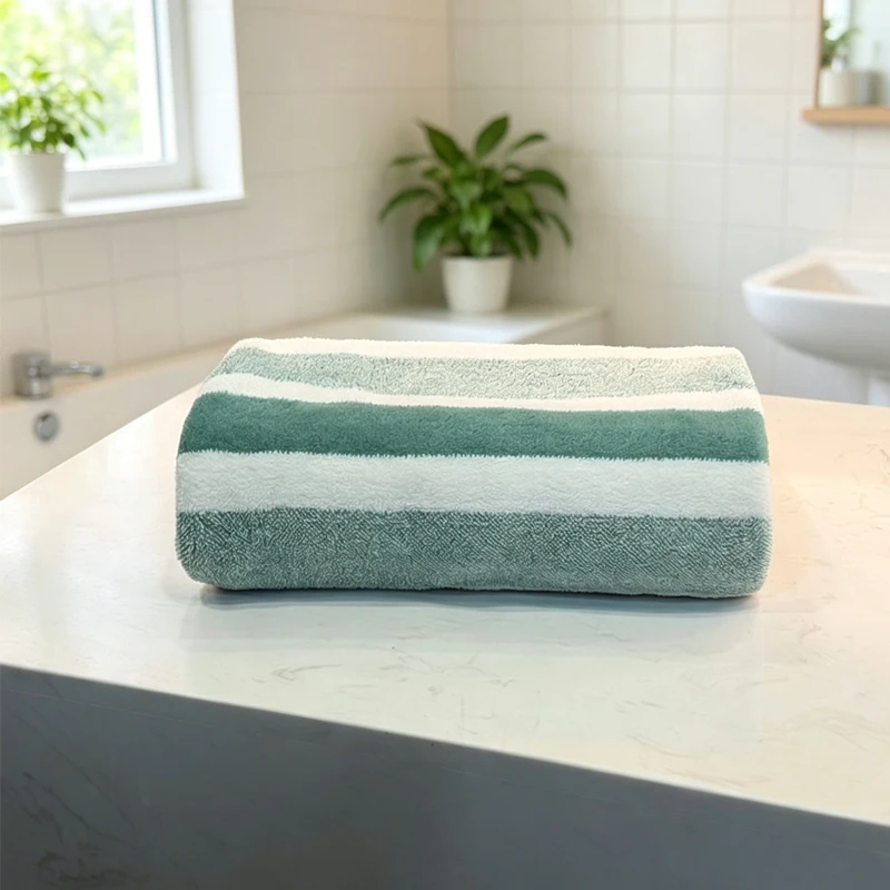 1-pack thick bath towel, strong water absorption and quick drying, non shedding, durable - very suitable for families, beaches,
