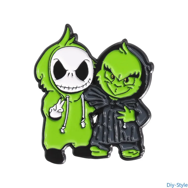 

Green Facial Character Brooch, Niche Design Badge