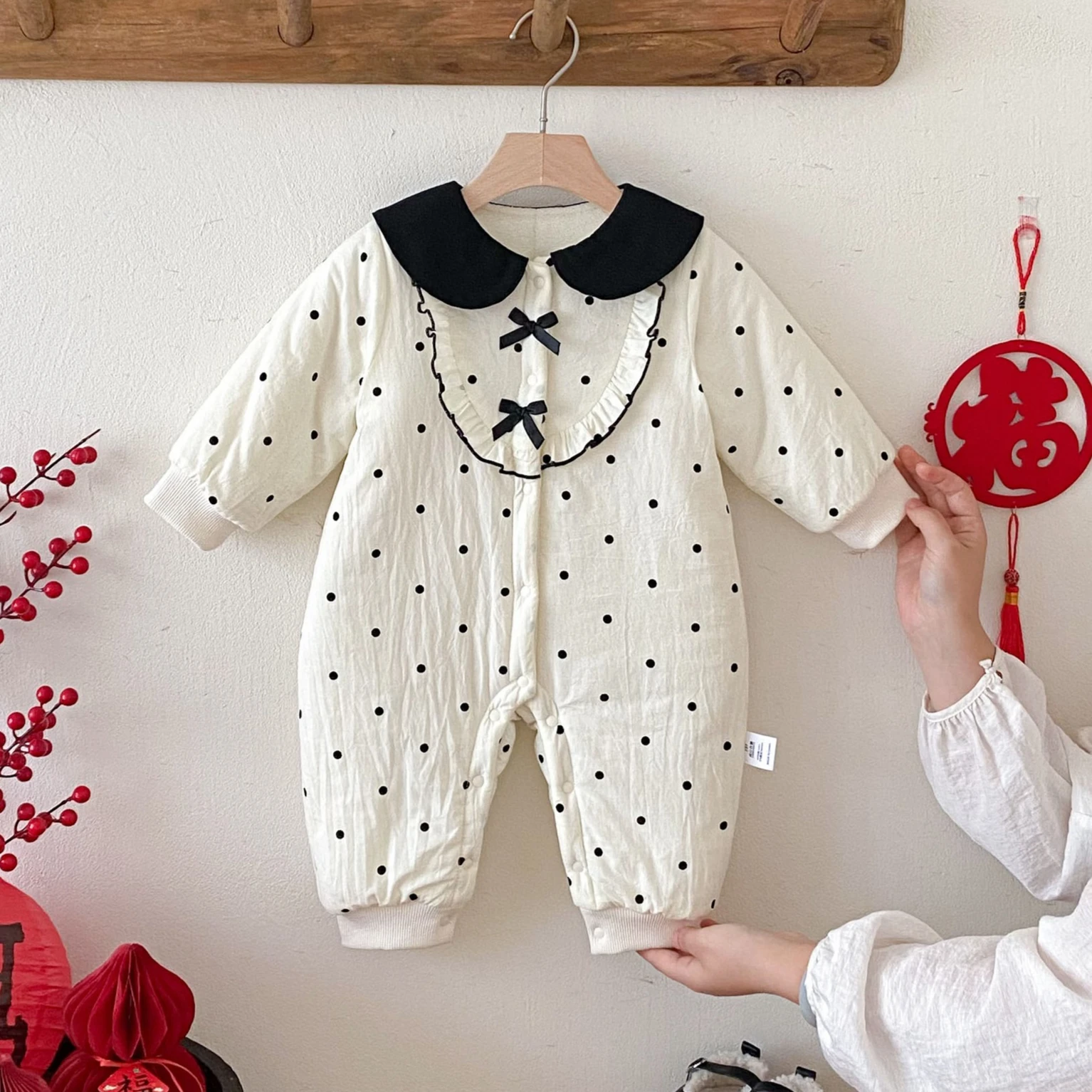 Baby Jumpsuit 2025 Autumn and Winter New Plus Velvet Baby Girl's Padded Clothes Warm Climbing Clothes