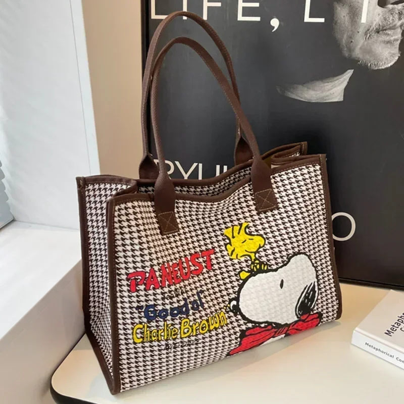 

Snoopy 2023 New Large Capacity shoulder bag Outbound handbag Mom Bag Mommy Bag Fashion Tote Bag shopping bag 30x39x18cm