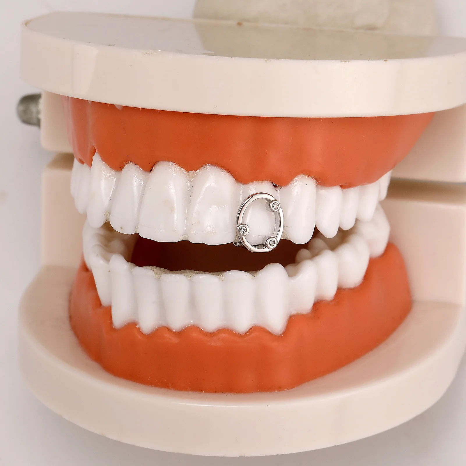Single Tooth Grillz Teeth Jewelry CZ  Gold Silver Tone Hip Hop Mouth Minimalist Fashion Streetwear Gift Wholesale Dropshipping
