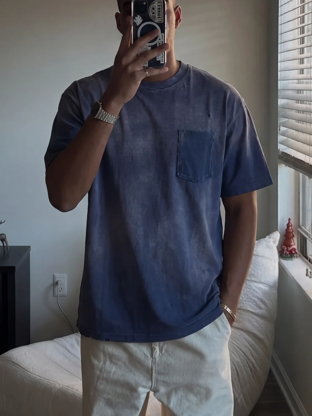 

Мужская футболка Street Sle American Vintage с градиентным принтом, свободного кроя, с коротким рукавом, с карманом, универсальная, из плотного хлопка.