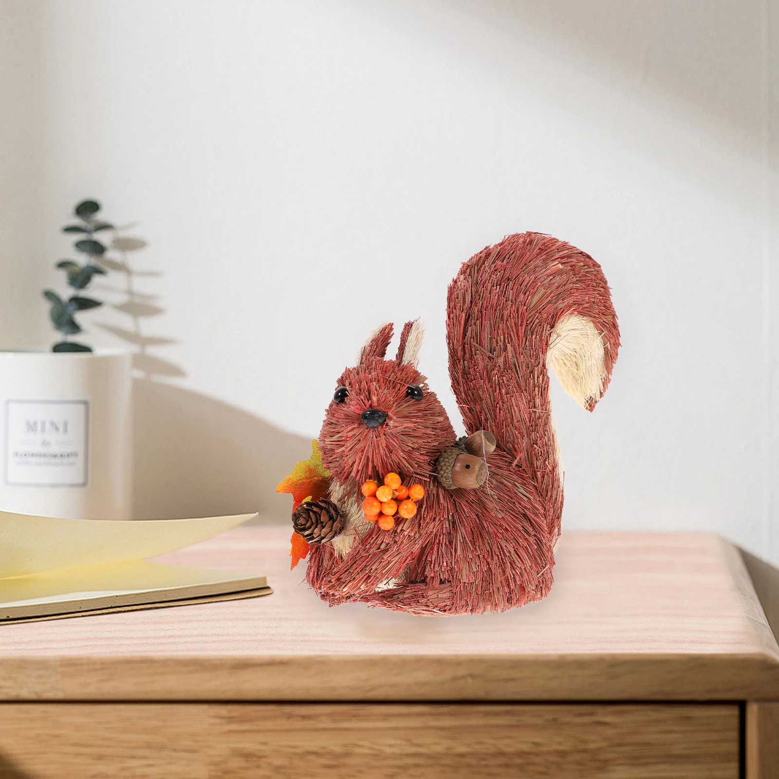 

Squirrel Ornament Wooden Mini Figurines Garden Statue Animals Model Figure Landscape