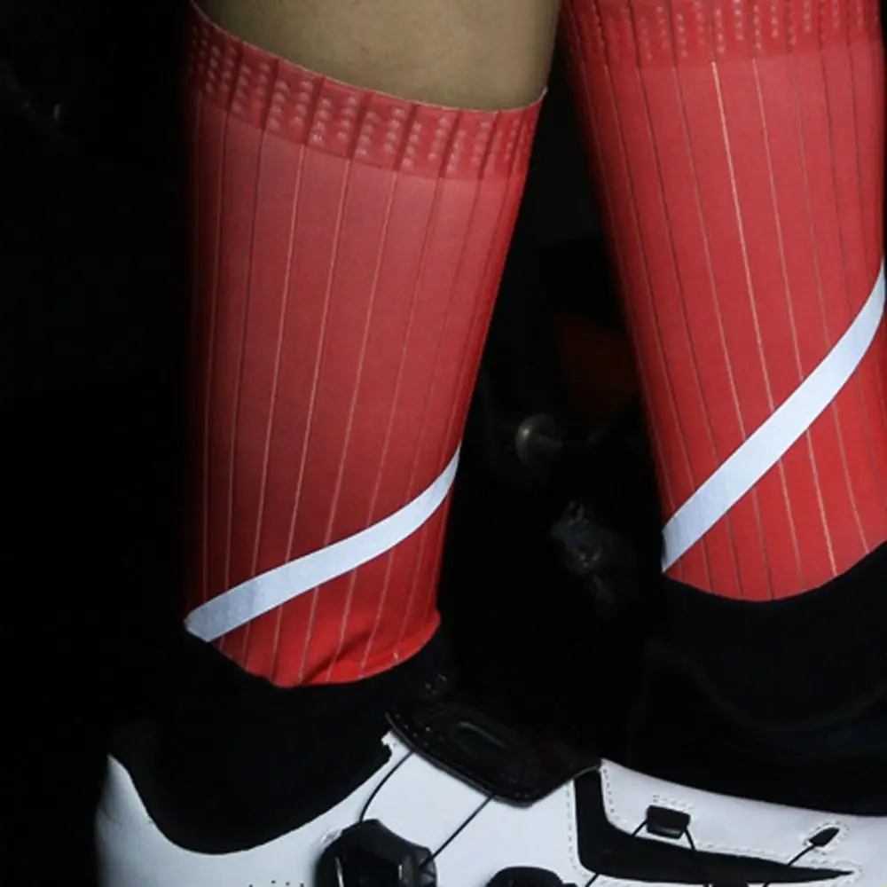 

1 Pair Reflective Cycling Socks Breathable Sweat-absorbent Sports Socks Not Deformed Wear Resistant Bicycle Sock Summer