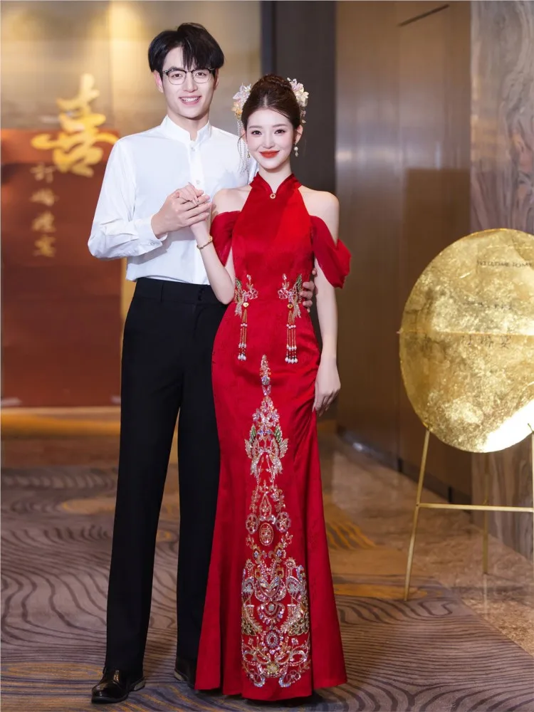 

Chinese-style one-shoulder cheongsam toasting dress red fishtail tassel for the bride's wedding