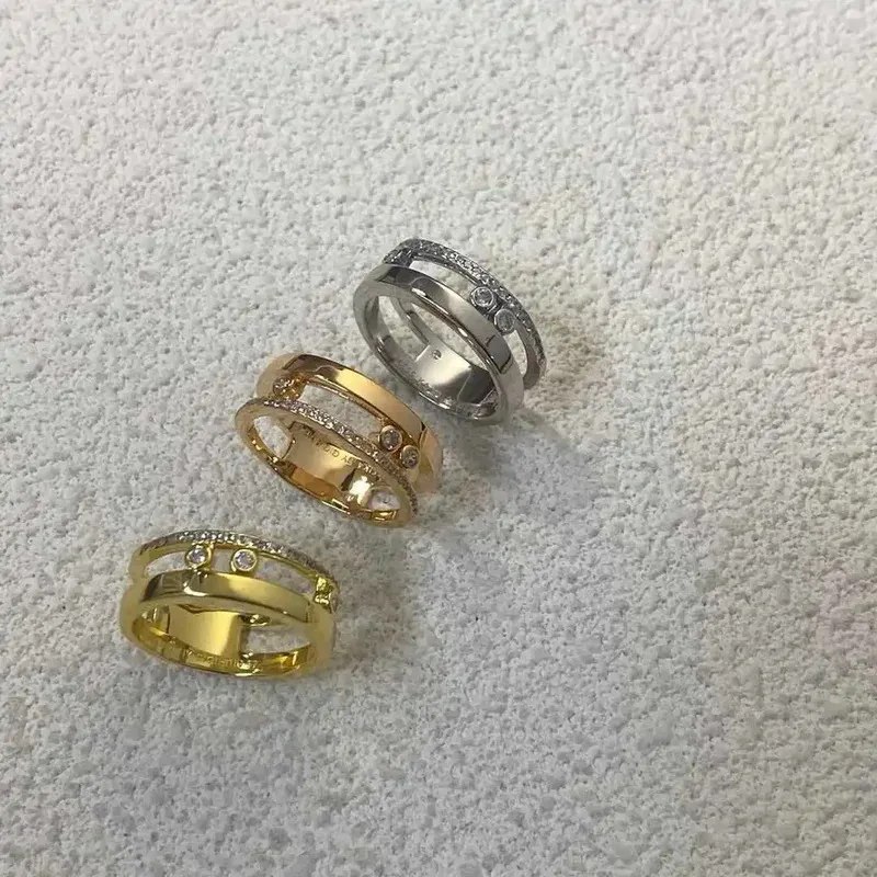 

Новое кольцо с тремя бриллиантами от семейства SENLIM 2026 — это изысканный, элегантный и минималистичный дизайн.