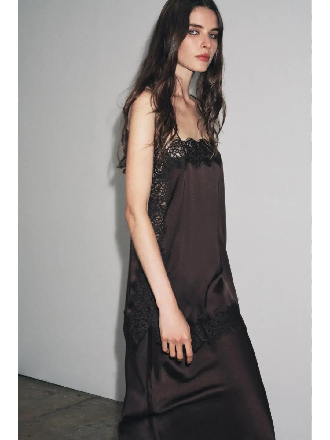 

Ele Satin Feel Lace ter Топ и юбка Комплект средней талии Длинная юбка для женщин весеннего сезона Комплект из двух предметов обычного кроя