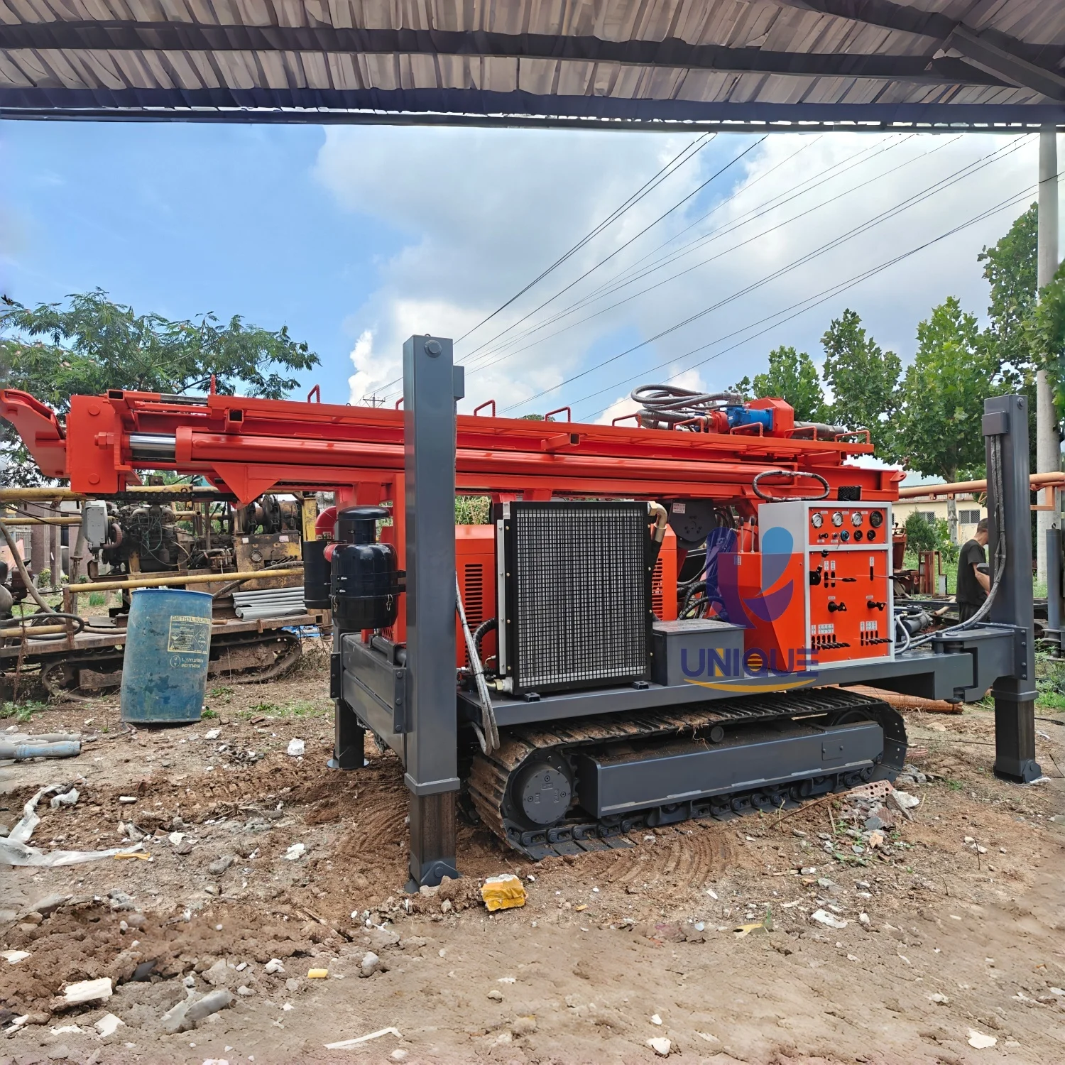 200m Diesel Powered Water Well Drilling Rig with Pump Motor Engine Competitive Price for Borehole Drilling