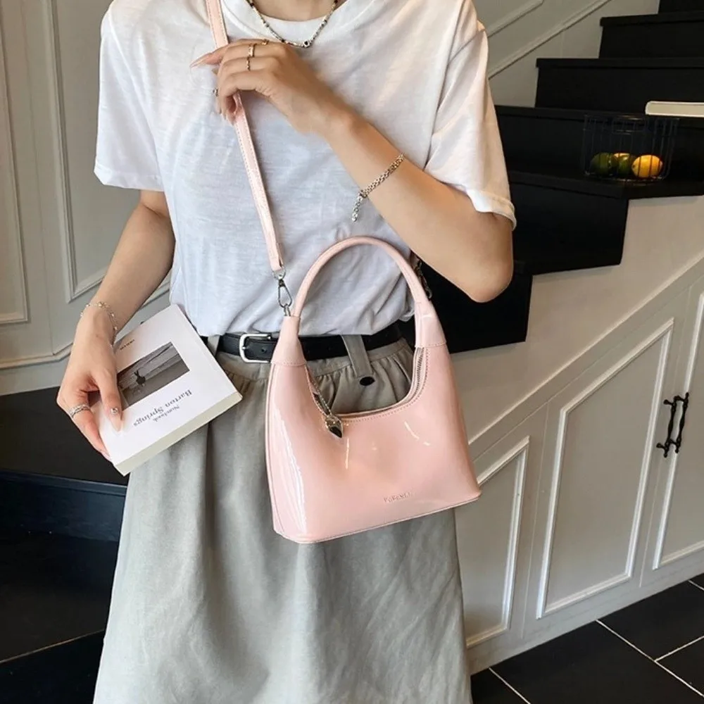 

Handbag Korean PU Crossbody Bag Love Heart Pendant PU Leather Korean Underarm Bag Dumpling Bag Large Capacity Women Shoulder Bag