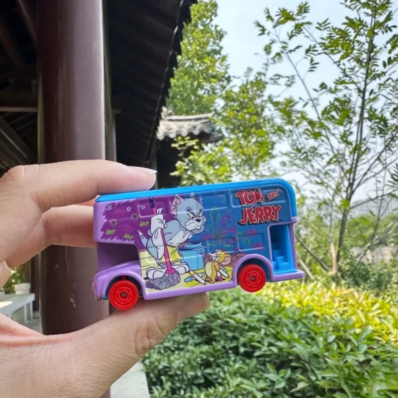 

TOMY Diecast Car Model Toy Painted Bus Simulation Miniature Collectible Cat And Mouse Design For Kids And Collectors