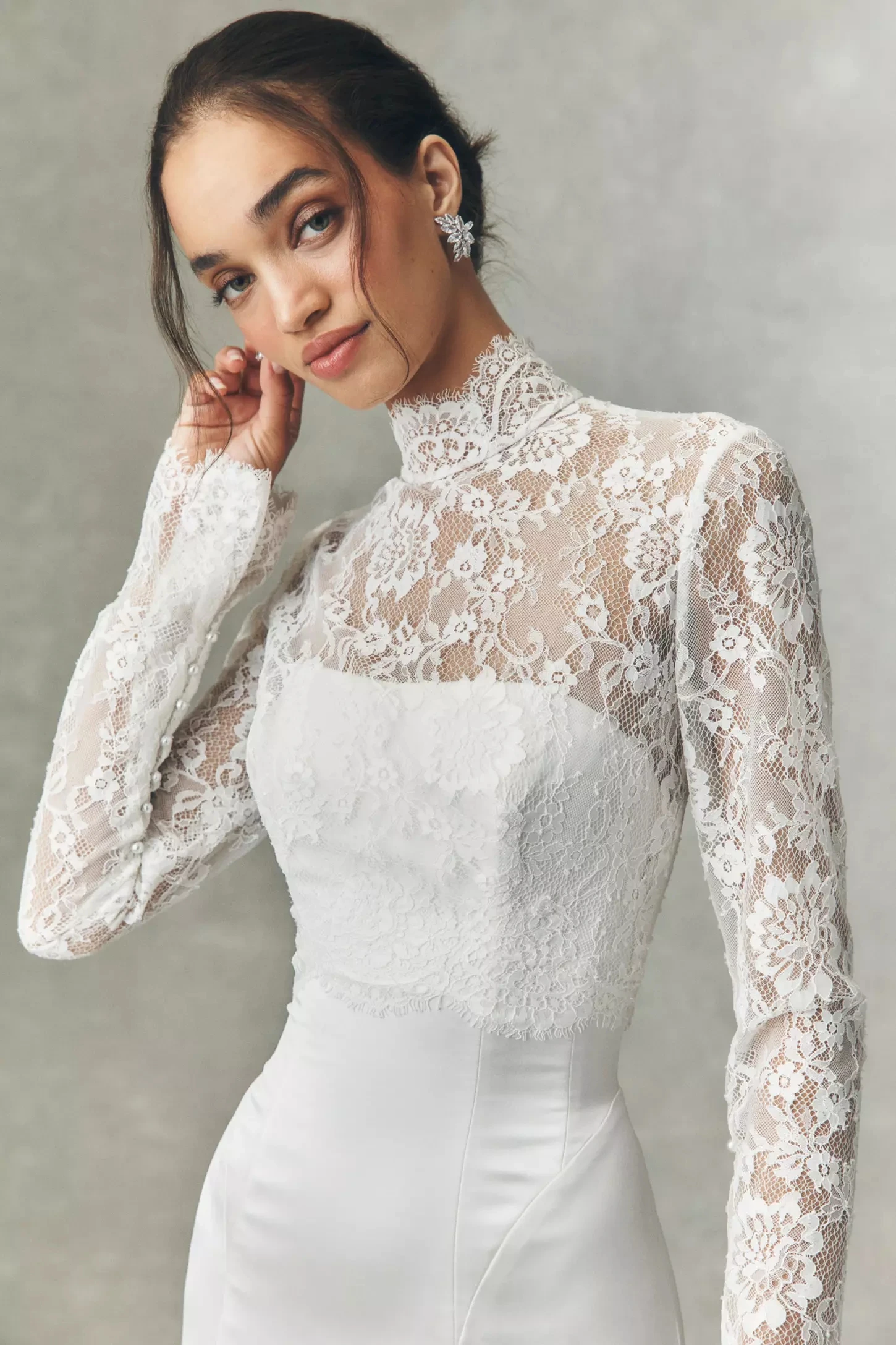 Customized Wedding Lace Topper Full Sleeves High Collar with Buttons Formal Party Bride Jacket Bridal Shrug Women Accessory