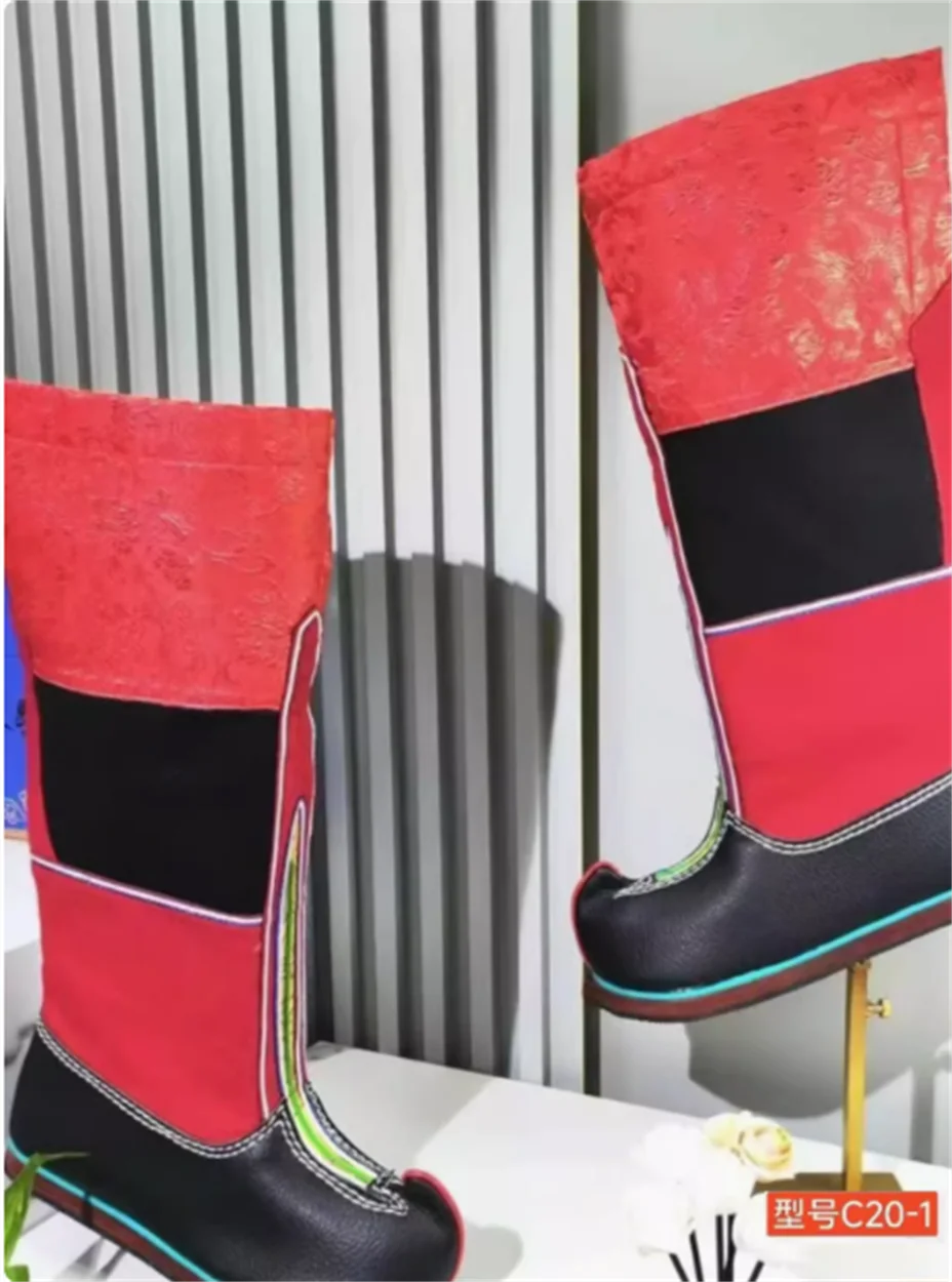 

High tube Tibetan men's embroidered shoes, ethnic style Tibetan fashion boots