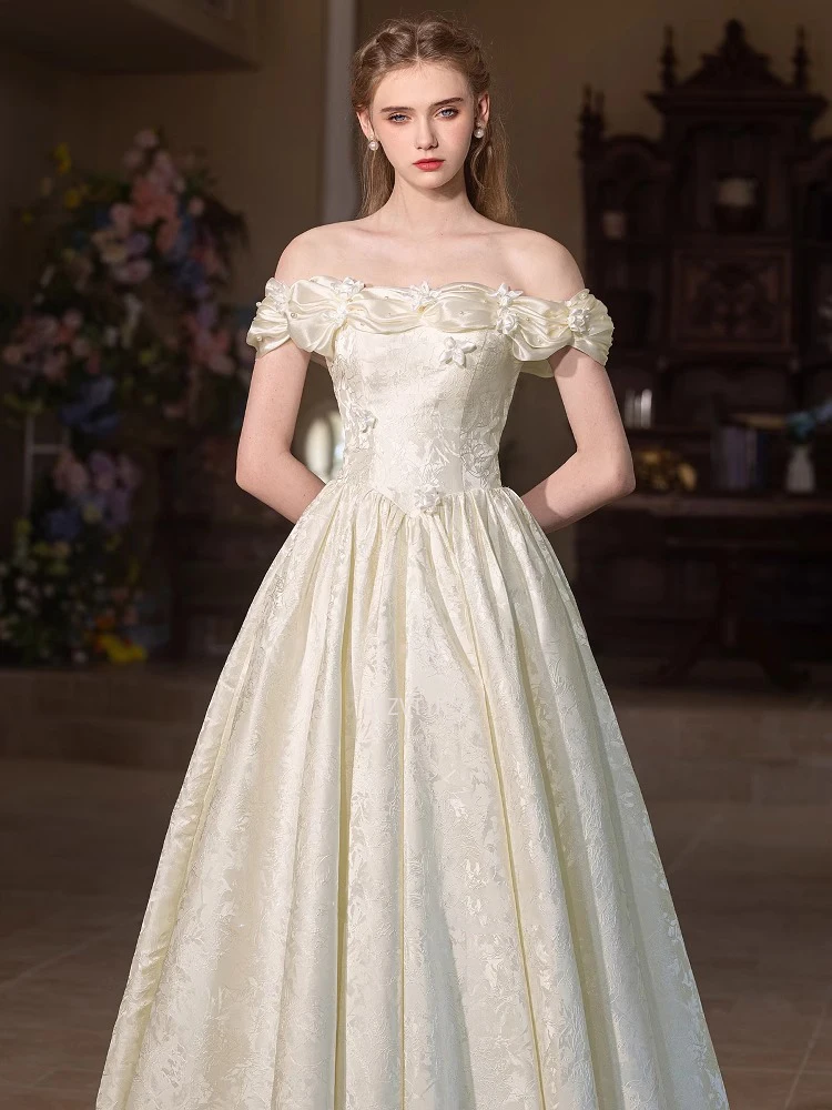 Leichtes Luxus-Abschlussballkleid, schulterfrei, A-Linie, Braut- und Hochzeitsbankett, französisches High-End-Prinzessinnenkleid aus bedrucktem Satin für Erwachsene