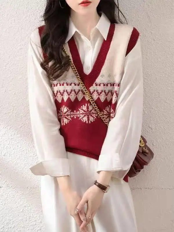 Red Knitted Base Layer Vest Button V-Neck Snake Year Women's Sweater Warm Inner Wear Casual Style Commute Fashion for Ladies
