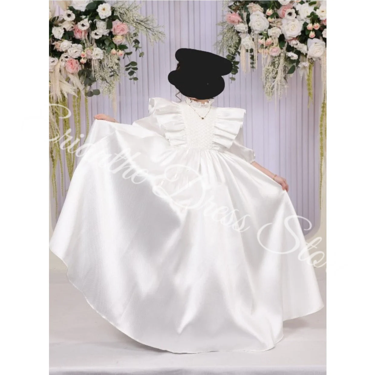 

White Satin Flower Girl Dress For Wedding Puffy Half Slleve Elegant Kids Birthday Party First Communion Ball Gowns Customized
