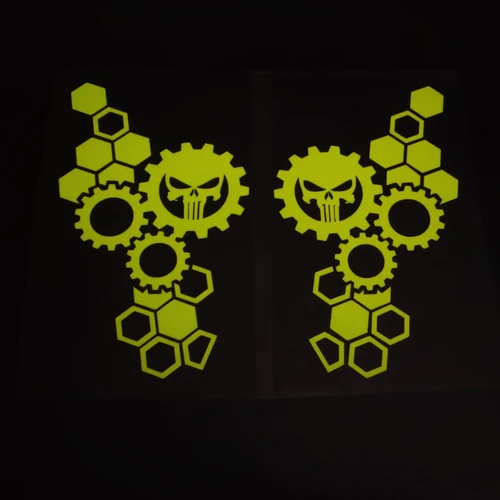 Imagen 1 del producto Pegatinas de calavera para Panel frontal de motocicleta, pegatina reflectante de engranaje Punisher de panal impermeable de modificación