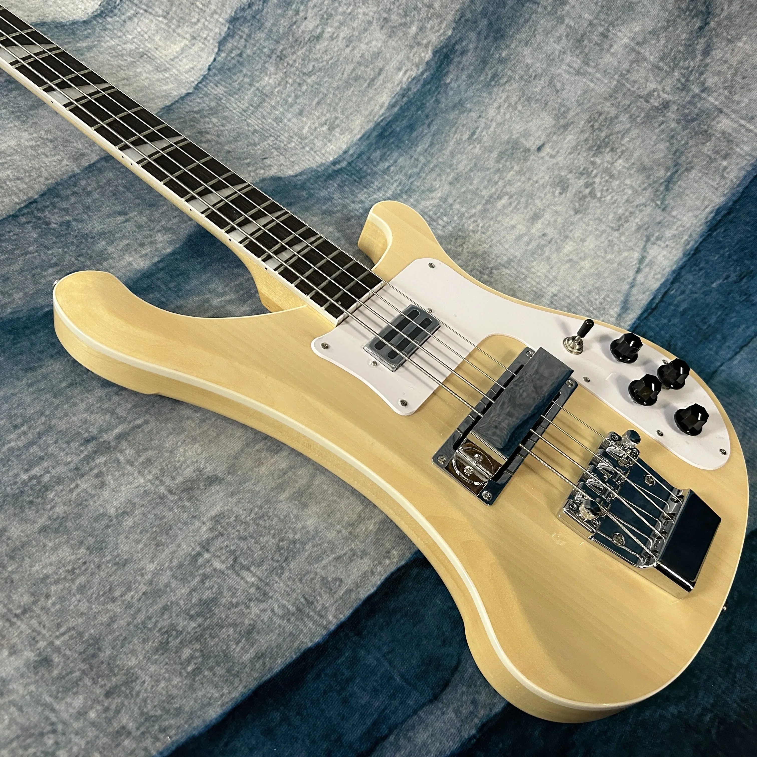 Rickenbacker 4003 Bass Electric Guitar, Burlywood Color, Rosewood Fingerboard, 4 Strings Guitarra