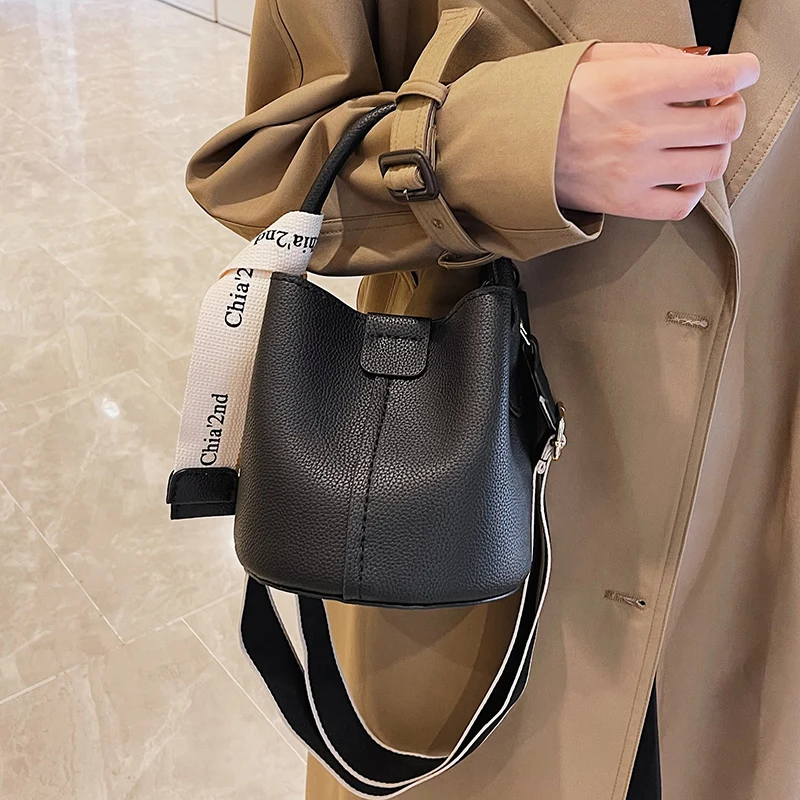 Retro Creative Color Blo Buet Bag DIY Handwoven Handbag Material High Quali oulder Crossbody Bag Soft PU Magnetic Bule