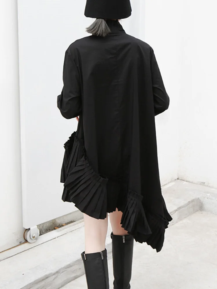 [EAM] Women Black Pleated Irregular Casual Shirt Dress New Stand Collar Long Sleeve Loose Fit Fashion Spring Autumn 2024 1DF4825