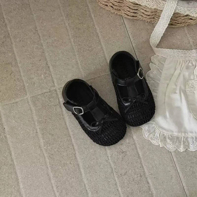 Baby-Sandalen mit T-Riemen, atmungsaktives Mesh, Kinder-Strandschuhe im koreanischen Stil, weiche Sohle, Sommer 2026, neue Kleinkind-Lauflernschuhe mit runden Zehen – Detail 4
