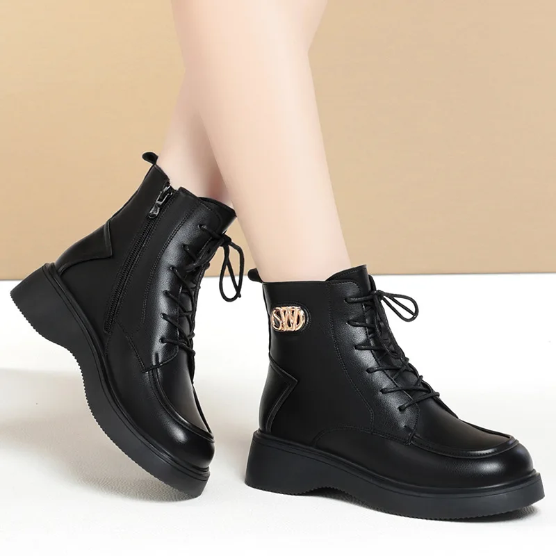 

British Style Thick Bottom Women Ankle Boots Lace Up Shoes Fashion Designer Platform Motorcycle Boot Casual Footwear 2024