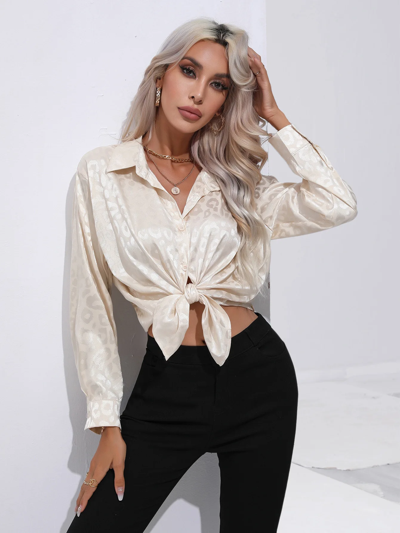 Women Spring Autumn Style Satin Blouses Shirts Lady Casual Long Sleeve Turn-down Collar Leopard Printed Blusas Tops SS431