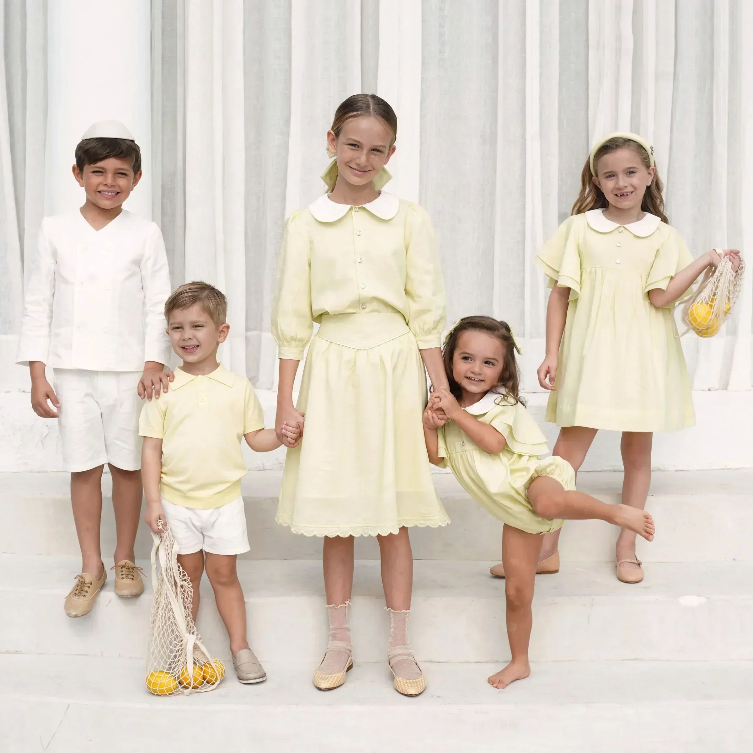 AP Buttercup Collection 2025SS Mädchenkleid, elegantes 2-teiliges Set für Kinder, süßer Baby-Strampler, gestricktes Polo, Jungen-Blazer-Shorts