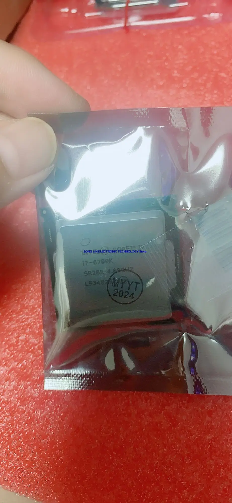 100% جديد I5-9600 I5-9600T I5-9600K I5-9600KF I7-9700 I7-9700F I7-9700T I7-9700K I7-9700KF I9-9900 I9-9900T I9-9900K بغا CPU