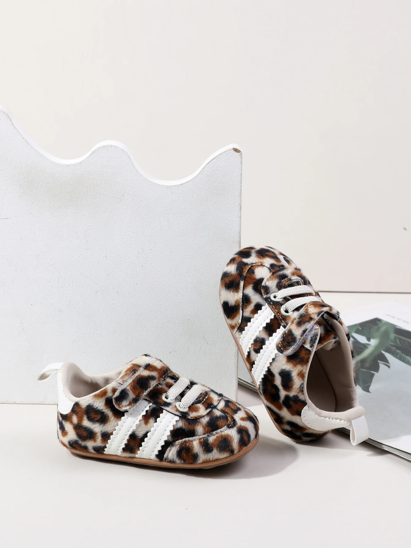 Modische Schuhe mit Leopardenmuster für Babys und Kleinkinder, erste Schritte im Innen- und Außenbereich, für 0-1 Jahre, weiche Sohle – Detail 14