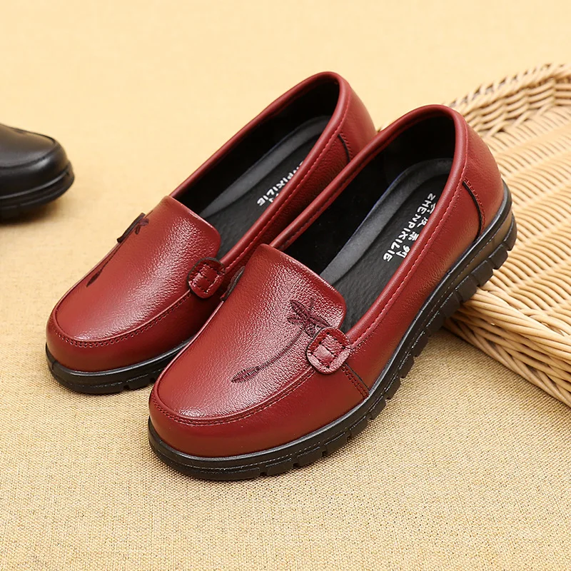

Red Leather Loafers For Women With Floral Embroidery Detail And Round Toe Non Slip Thick Sole Comfortable Casual Office Simple