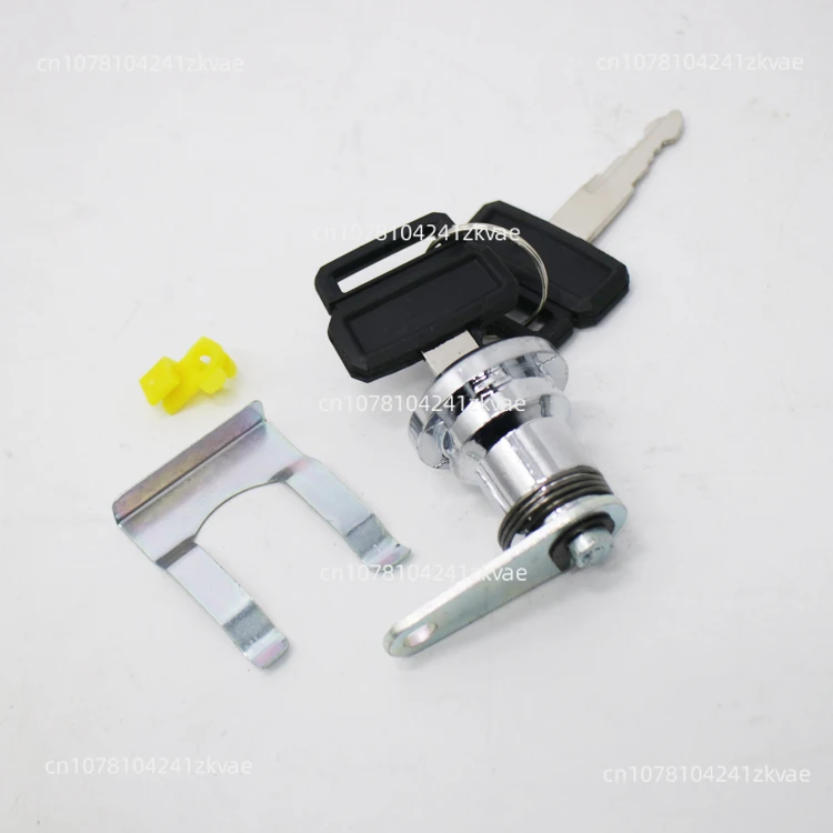 Excavator accessories: door lock assembly handle. Applies to: Doosan Daewoo DH150 215 220 225 300 370-7-9