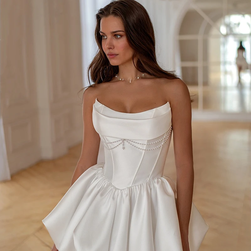 Eightree 2026 فساتين زفاف صغيرة بسيطة بيضاء بدون حمالات قصيرة لؤلؤ فساتين زفاف بوهو شاطئ الزفاف فستان حفلة موسيقية مخصص #3
