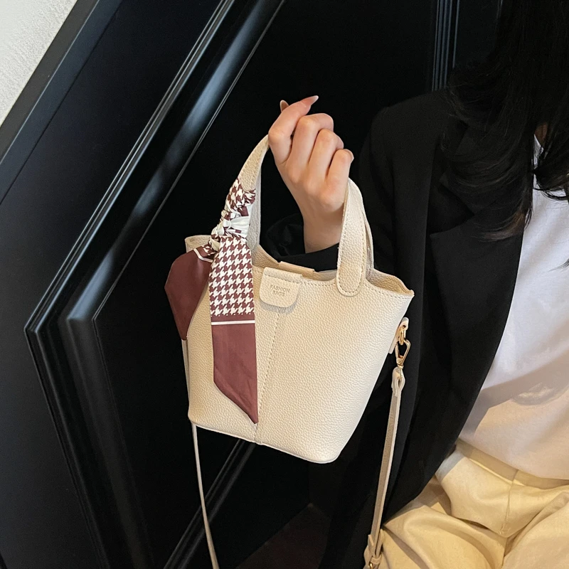 Elegante borsa a tracolla in pelle da donna Borsa a tracolla alla moda di lusso Borsa classica di design per l'aspetto quotidiano