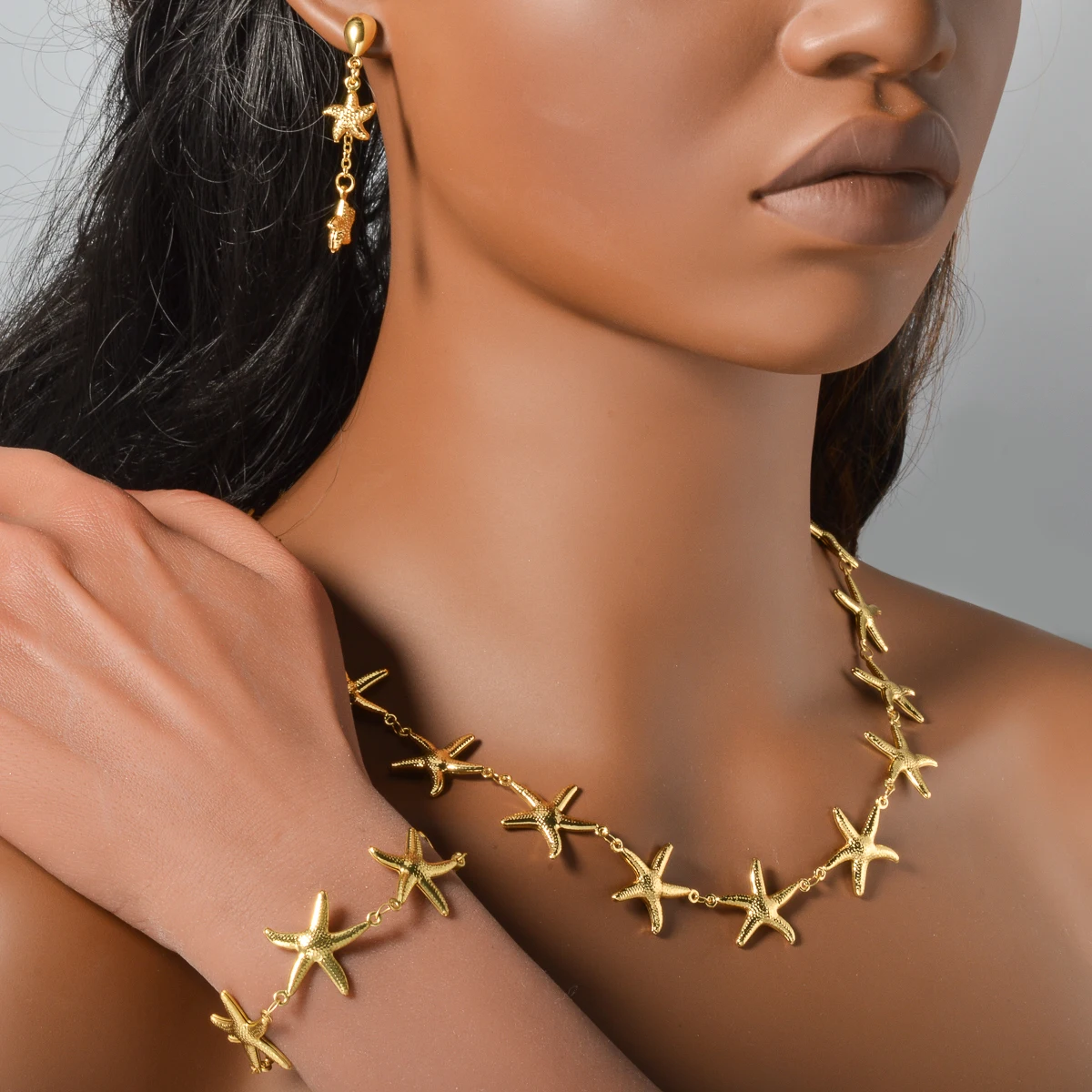 

Ocean New Style Starfish Chain Necklace Bracelet Earrings for Women Gold Plated Stainless Steel Popular Summer Beach Jewelry Set