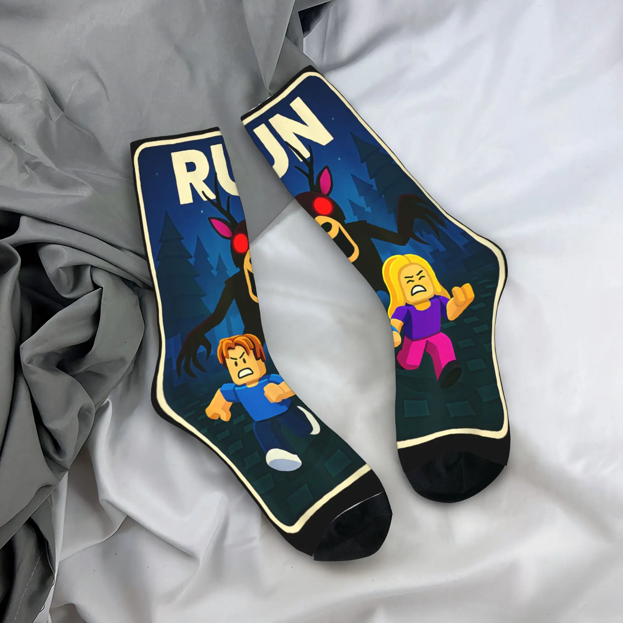 تشغيل 99 ليلاً ألعاب الهالوين الغزلان في الغابة جوارب تصميم الجوارب القوطية الربيع عدم الانزلاق الجوارب الرجال الجوارب