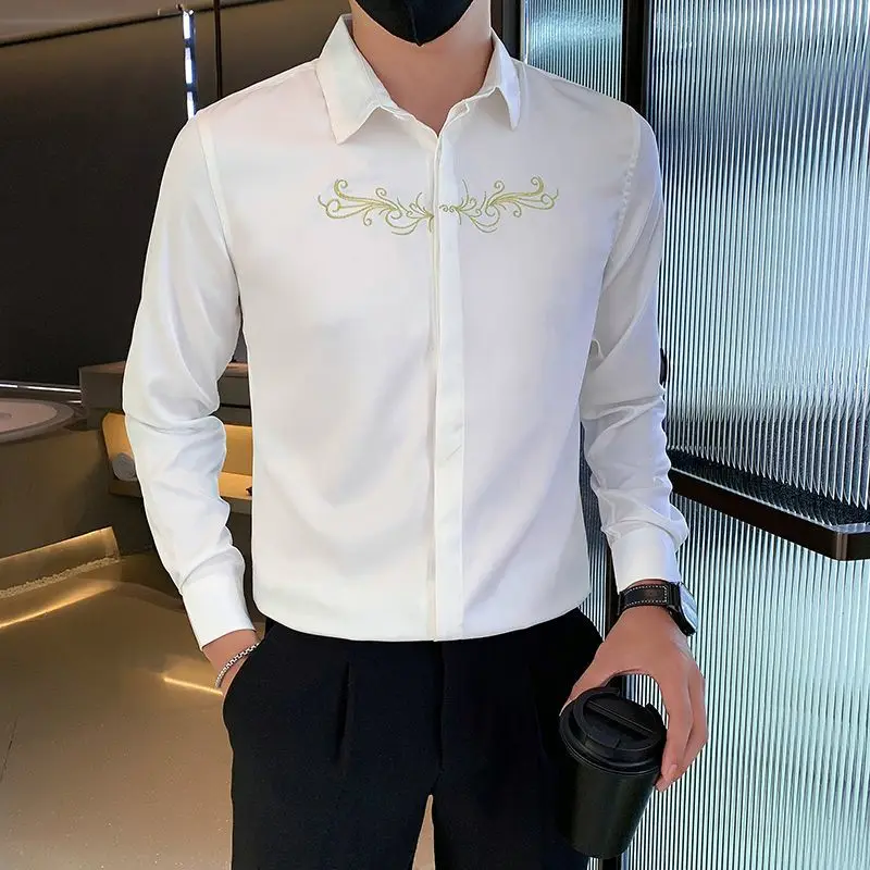 Spring Autumn Fashion Turn-down Collar Long Sleeve Embroidery Solid Color Blouse Men\'s Clothing Button All-match Korean Shirts