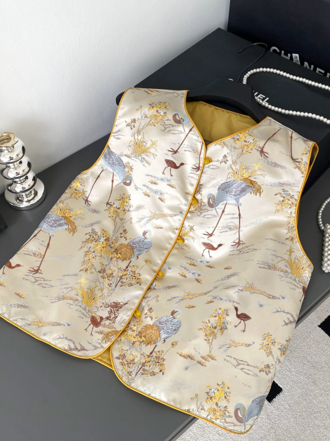 

New Chinese Sle Retro Svel Vest Women's Summer Crane Embroidery Design Sensation Elely Lady Top Commute Sle