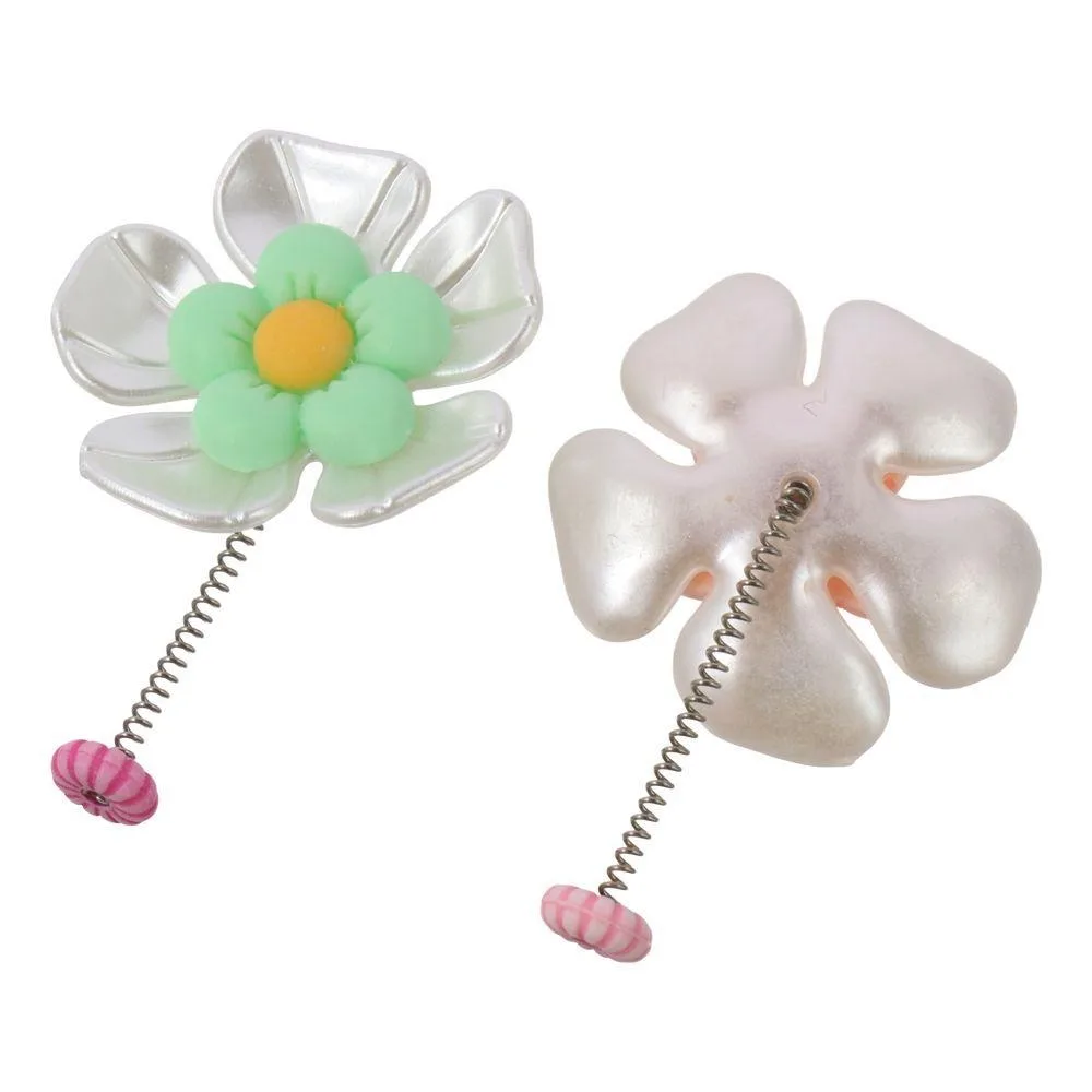 Креативные-хризантемы-автомобильные-танцевальные-игрушки-ярких-цветов-мультяшные-украшения-для-приборной-панели-автомобиля-смоляные-струшущиеся-цветочные-украшения