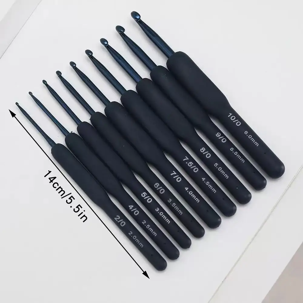 New soft handle crochet blue set, blue hook head aluminum crochet 9 blue handle crochet set