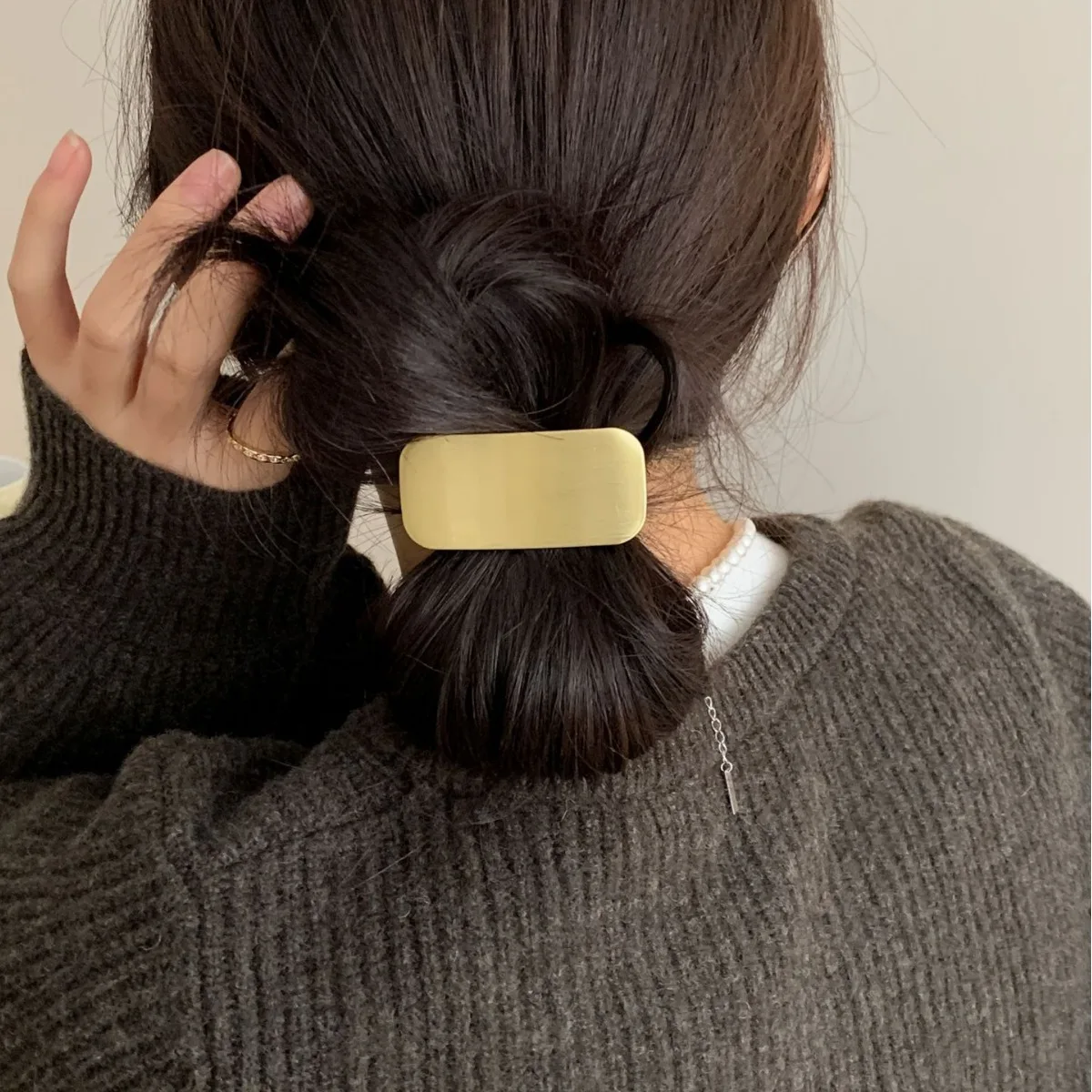 Premium Metal Hair Ring Elastic High Quality Hot Chic Ponytail Elastic Band for Women Versatile Design
