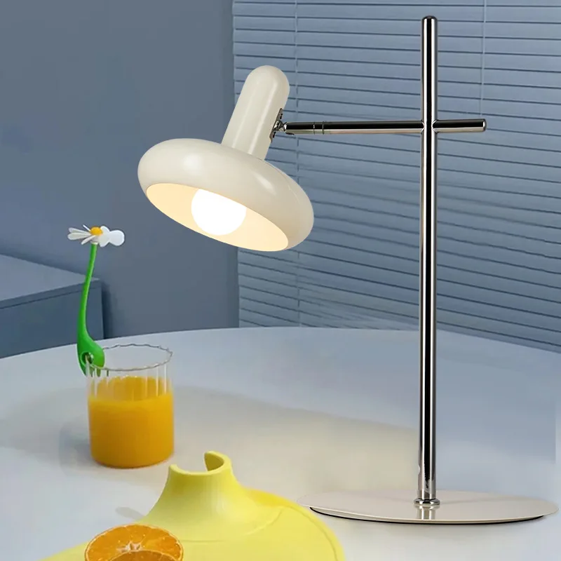 

Modern Medieval Floor Lamp Sitting Room Sofa Side Lamp French Decoration Adjustable LED Lighting Bedroom Bedside Lamp Table Lamp