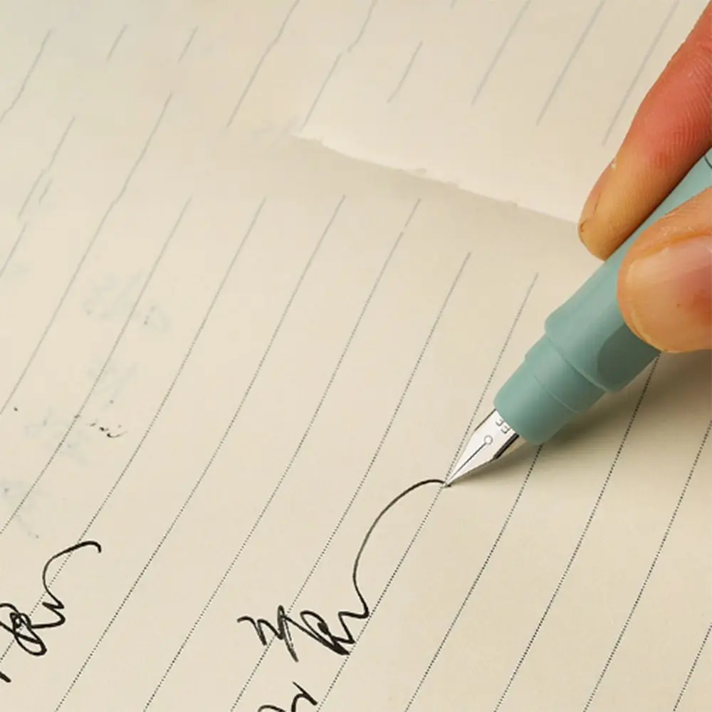 

Retractable Press Type Fountain Pen Notched Calligraphy Practice Writing Pen Three Point Positioning Color Pen Body