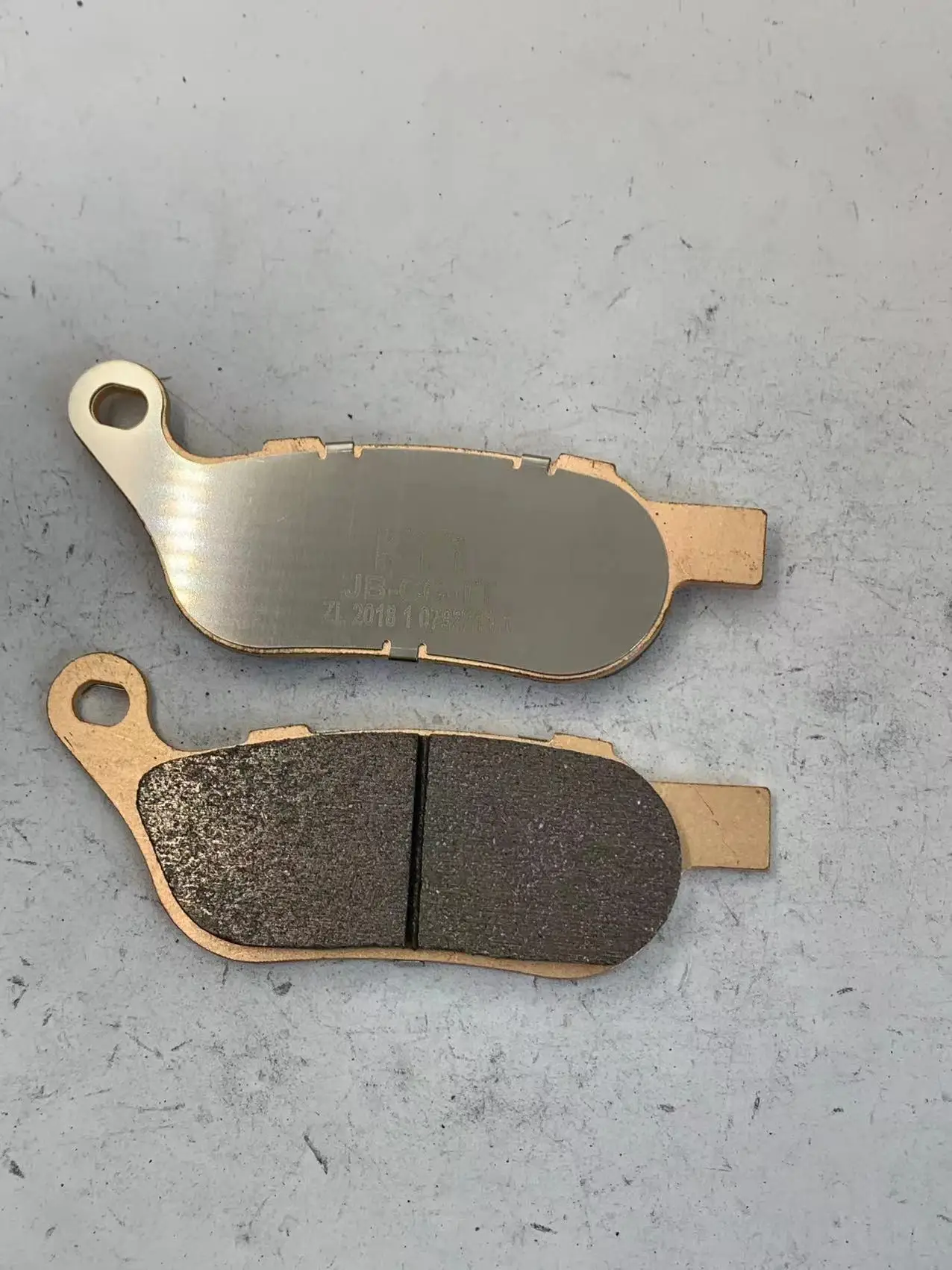 Rear brake pads for Harley FLSTC 1584 Harley 1690 Dyna Farsight Harley Breakout 2013